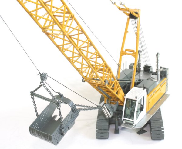 Liebherr HS855HD Crawler Crane