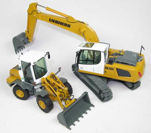 Liebherr L510 Wheel Loader with R916