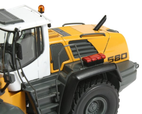 Liebherr L580 Log Handler