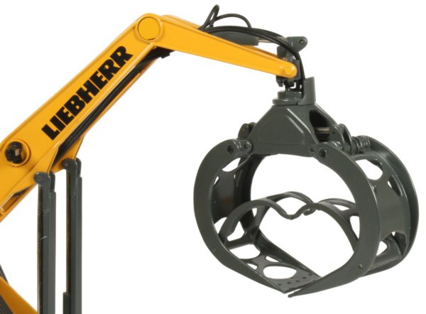 Liebherr L580 Log Handler