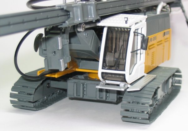 Liebherr LRB255