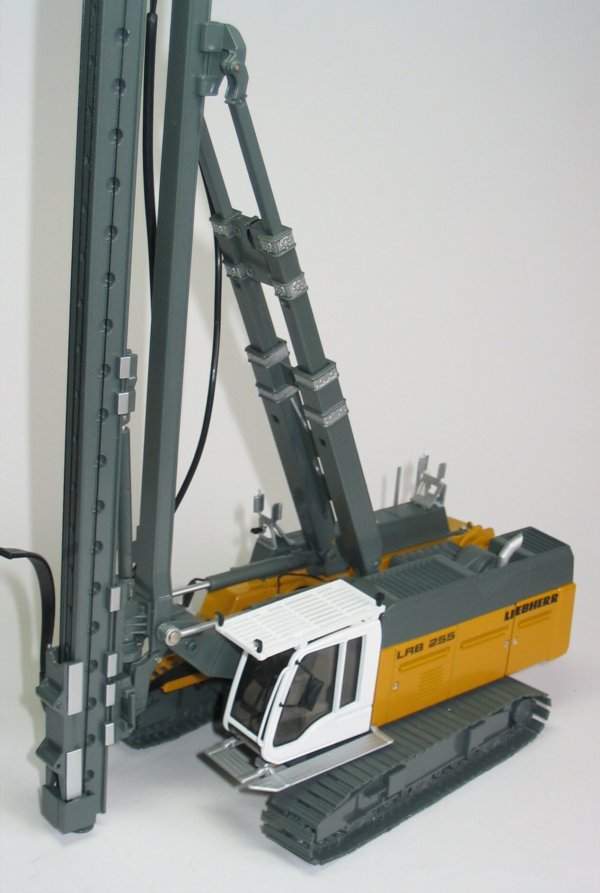 Liebherr LRB255