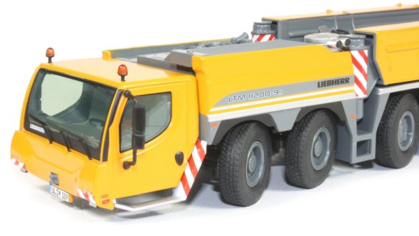 Liebherr LTM11200-9.1 Mobile Crane