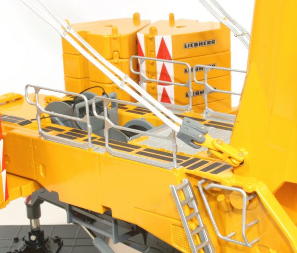 Liebherr LTM11200-9.1 Mobile Crane