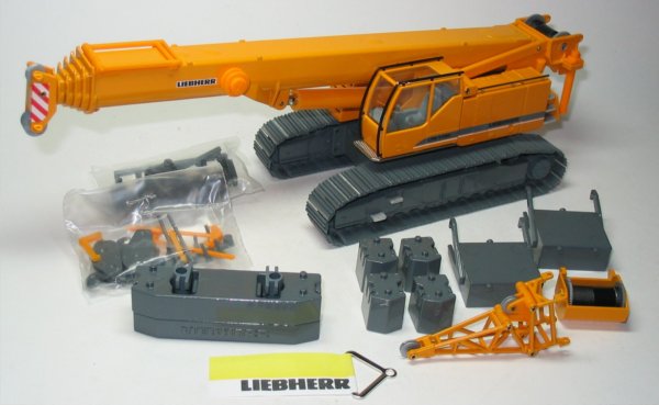 Liebherr LTR1100 Tracked Telescopic Crane
