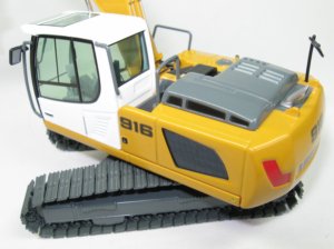 Liebherr R916 Advance