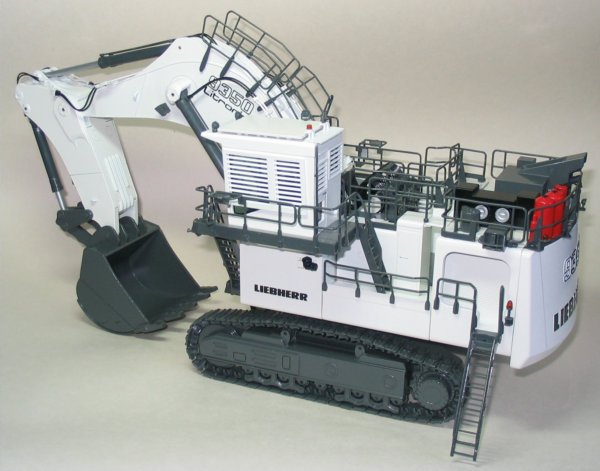 Liebherr R9350 Backhoe Excavator