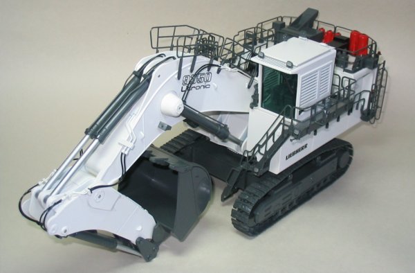 Liebherr R9350 Backhoe Excavator