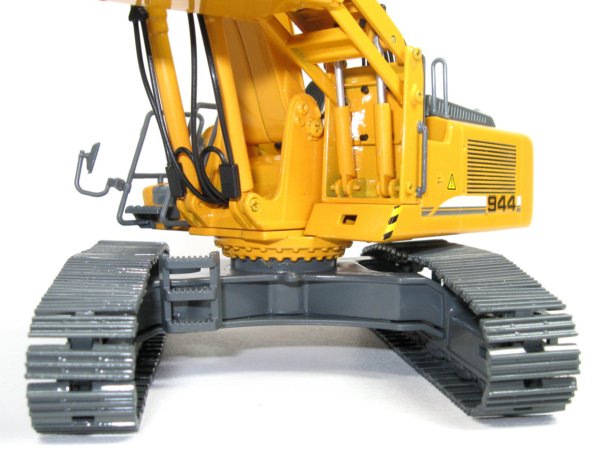 Liebherr R944C