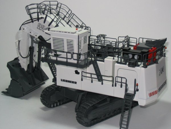 1:50th scale Liebherr R994B face shovel