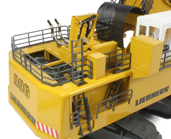 Liebherr R996 Backhoe Excavator