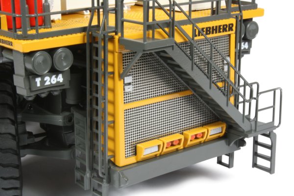 Miniature Construction World - Liebherr T264 Mining Truck