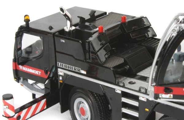 Liebherr LTM1050-3.1 "Mammoet"