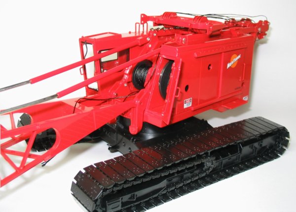 Manitowoc 4100 lift crane