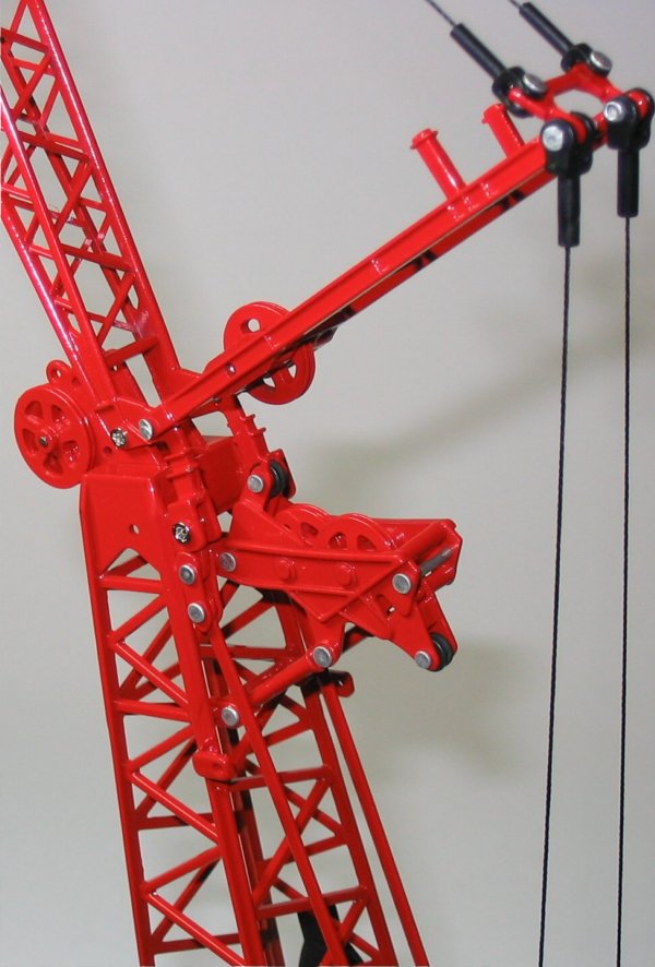 Manitowoc 555 Crawler Crane