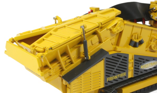 Keestrack Frontier tracked screener
