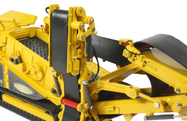 Keestrack Frontier tracked screener
