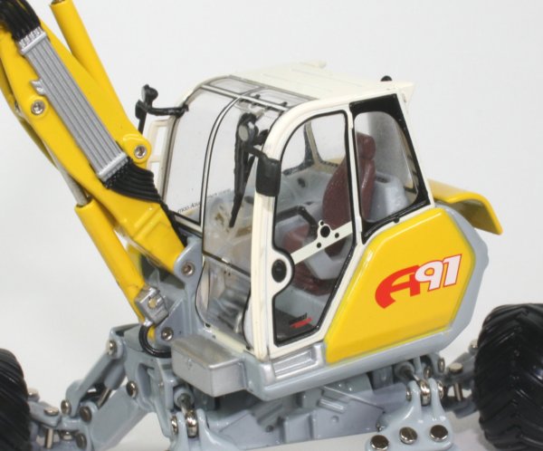 Menzi Muck A91 P-Matic 4x4 Excavator