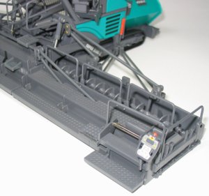 Vogele Super 2100-2 Tracked Paver
