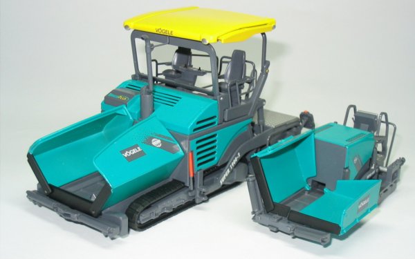 Vogele Super 800 tracked Paver