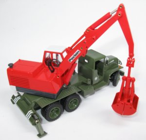 Poclain TP30 on U.S Army GMC Chassis