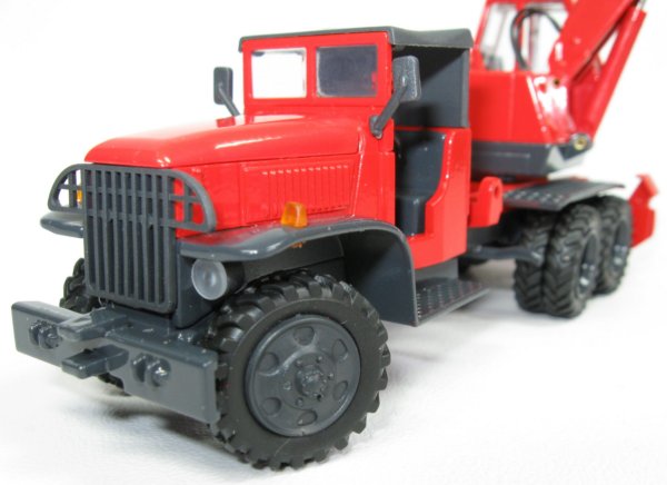 Poclain TP30 on GMC Chassis