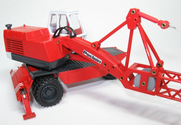 Poclain TY45 with lattice crane boom