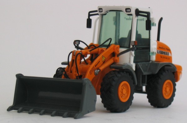 Liebherr L510 limited edition model in "Joachim Alpers" livery