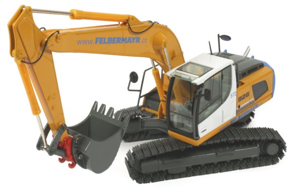 Liebherr R926 in Felbermayr livery