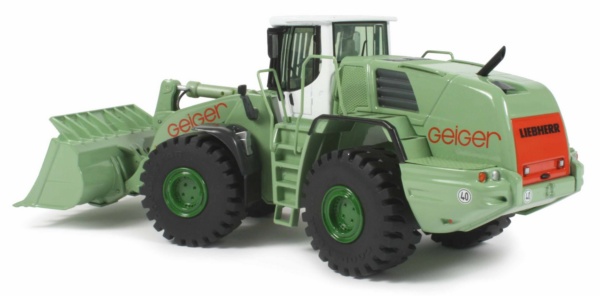 Liebherr L586 Wheel Loader