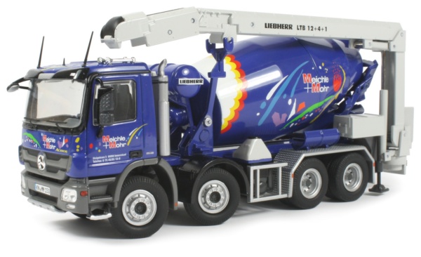 Mercedes Actros with Liebherr HTM804 mixer and conveyor