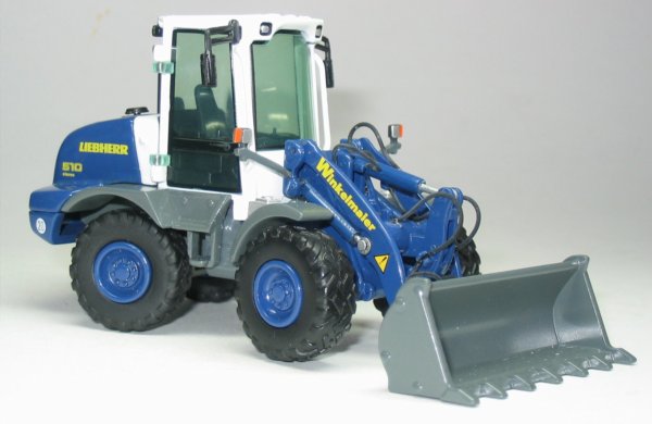 Liebherr L510 wheel loader in "Winkelmaier" livery