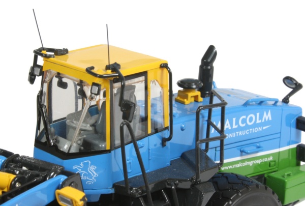 Komatsu WA500 Wheel Loader