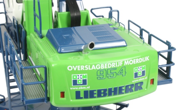 Liebherr A954C High Rise material handler