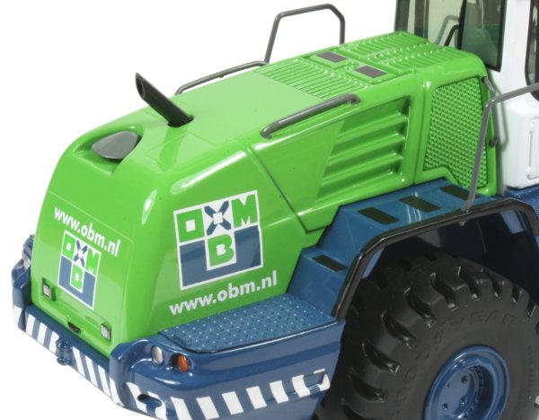 Liebherr L586 Wheel Loader