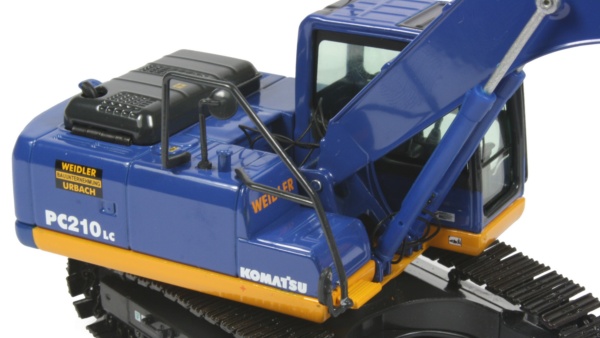 Komatsu PC210LC Tracked Excavator