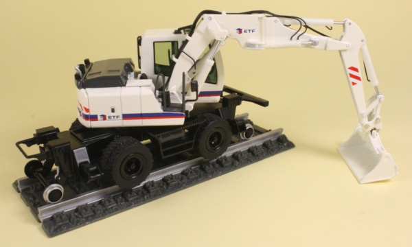 Liebherr A900C ZW Road Rail Excavator