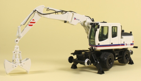 Liebherr A900C ZW Road Rail Excavator