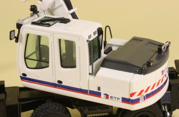 Liebherr A900C ZW Road Rail Excavator