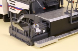 Voegele Super 1803-2 Wheeled Paver