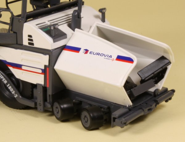 Voegele Super 1803-2 Wheeled Paver