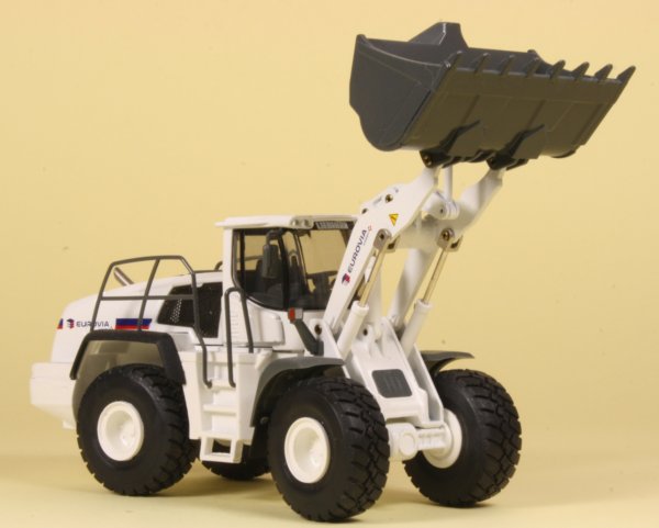 Liebherr L576 Wheel Loader