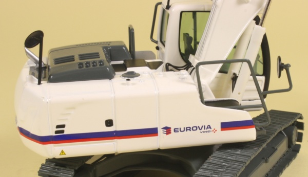 Liebherr R916 Advance Tracked Excavator