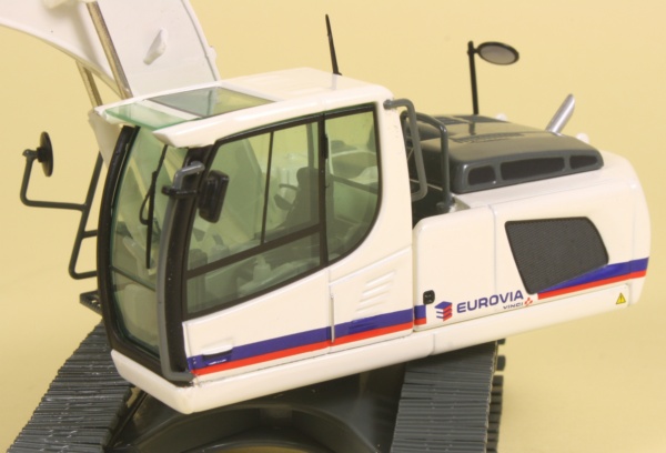 Liebherr R916 Advance Tracked Excavator