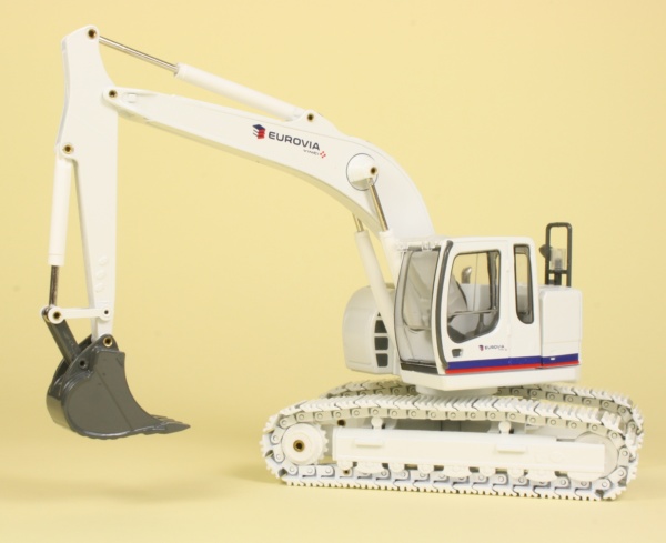 Liebherr R924 Compact - Eurovia