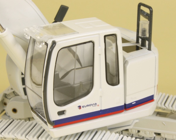 Liebherr R924 Compact - Eurovia