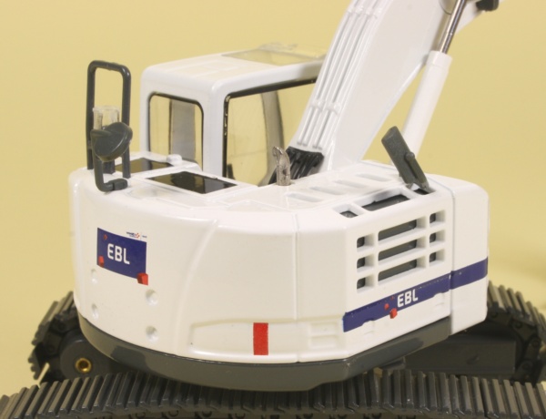 Liebherr R924 Compact