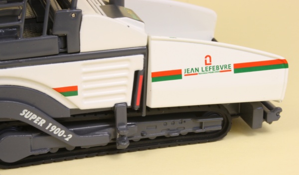 Vogele Super 1900-2, Jean Lefebvre