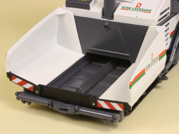 Vogele Super 1900-2, Jean Lefebvre