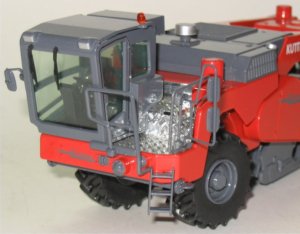 Wirtgen WR2000 recycler in "Kutter" livery
